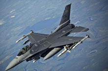美空军新型F-16C